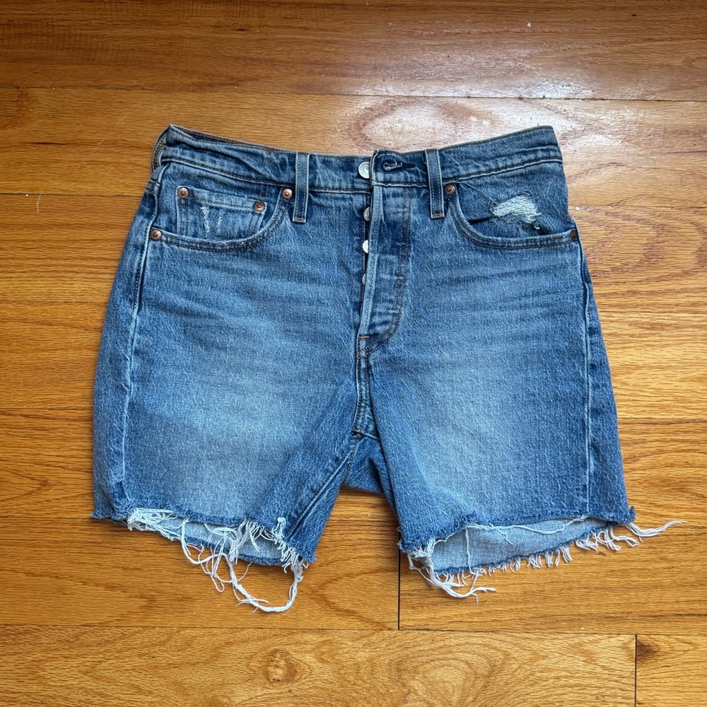 Levi's 501 Mid Thigh Women’s Shorts